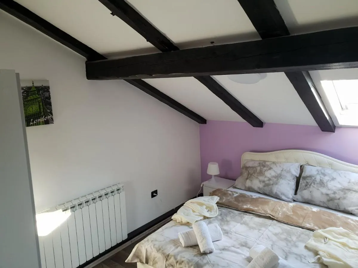 Luxury Holiday Home Jelenje Vila